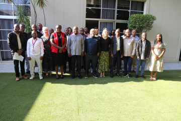 INGD E SAVE THE CHILDREN CAPACITAM FORMADORES EM ACÇÕES ANTECIPADAS